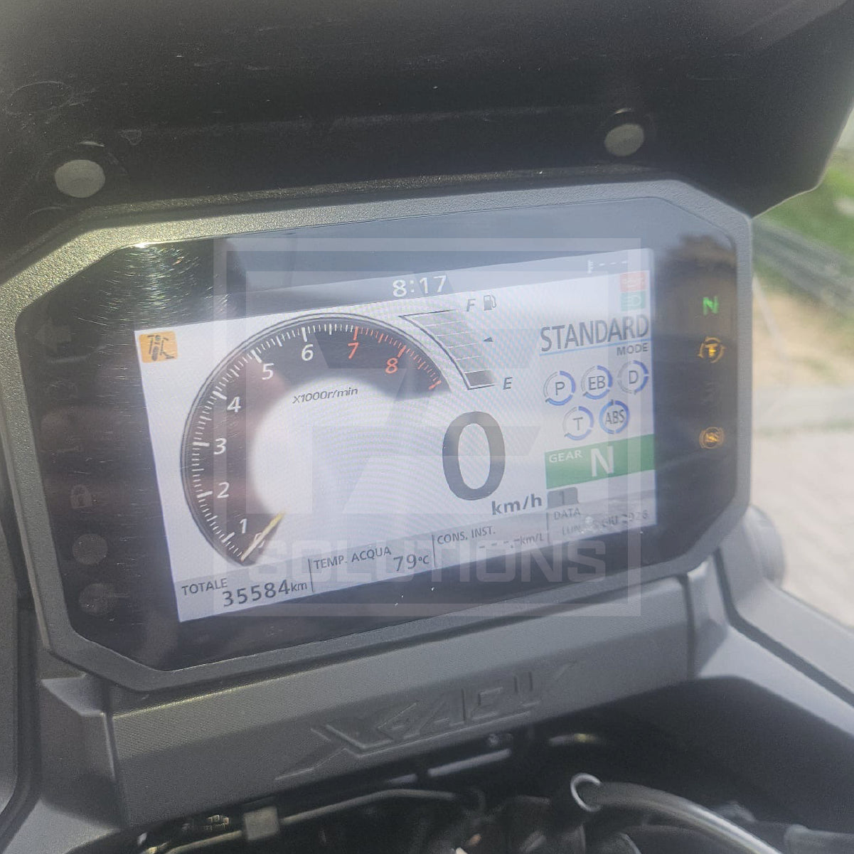 X ADV 2021